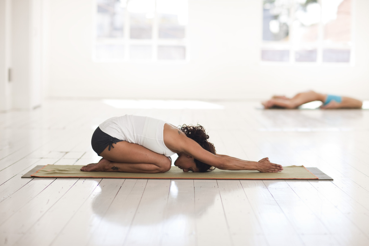 6 of the Best Yoga Poses for Bloating